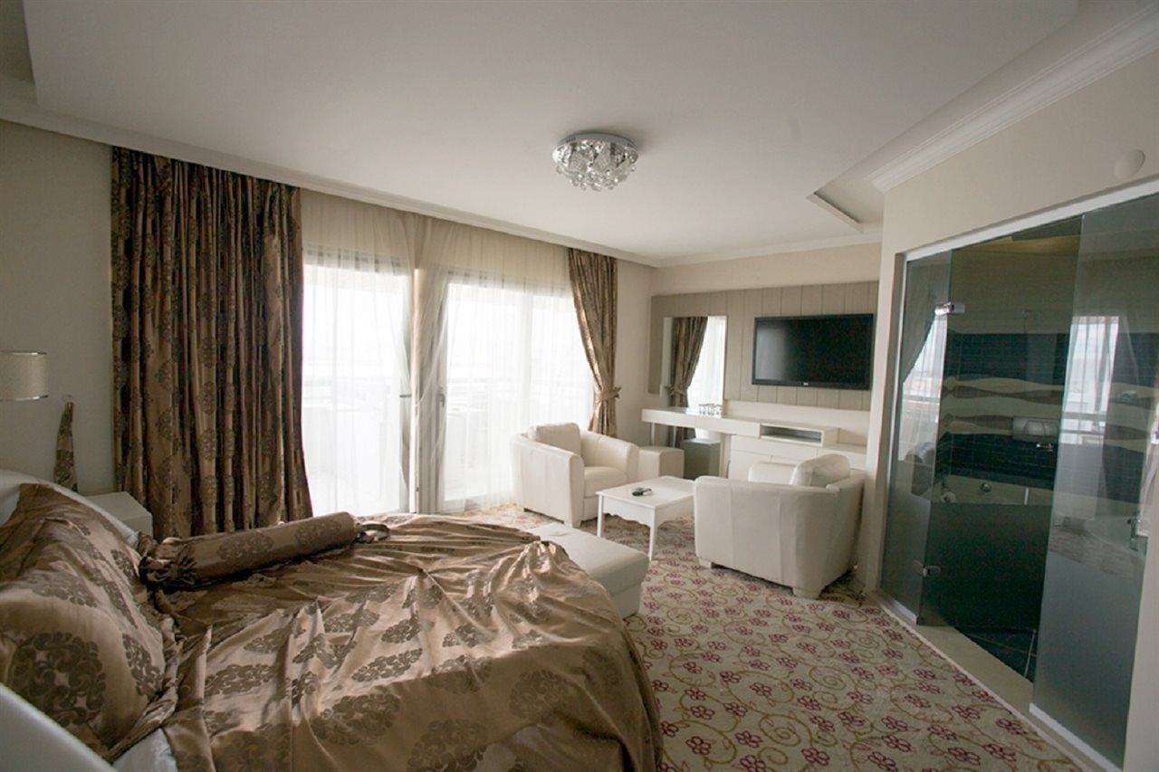 Duqqan Deluxe Hotel Кушадасы Экстерьер фото